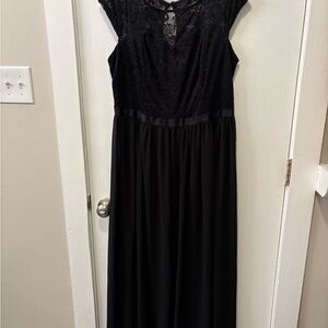 Chic Black Lace Maxi Dress by Dresstells size 2XL